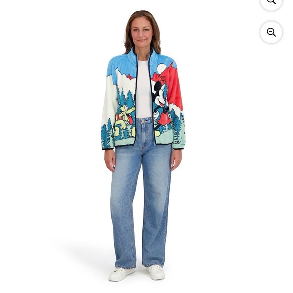 NEW Disney Mickey Mouse & Pluto Women’s Scenic Plush Sweater Mountain Woods - Picture 10 of 10